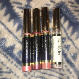 2 lipsense colors with a remover